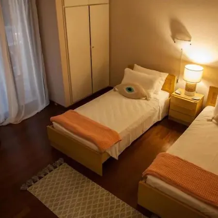 Moustakias Villa Karavádhos